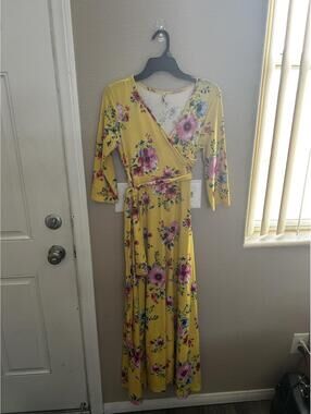 Mother Bee Size L Maternity Yellow Floral Wrap Maxi Dress with Belt
